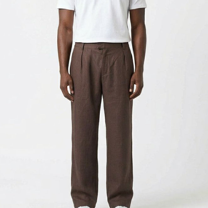 M / Dark Brown